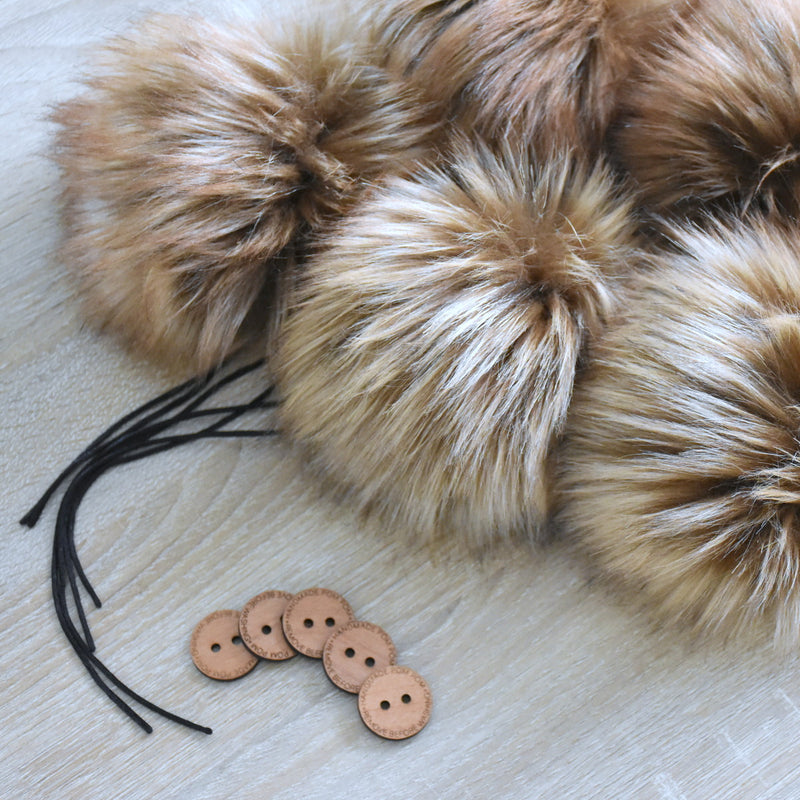 Set of 5 | Faux Fur Pom Pom With Button - Brown