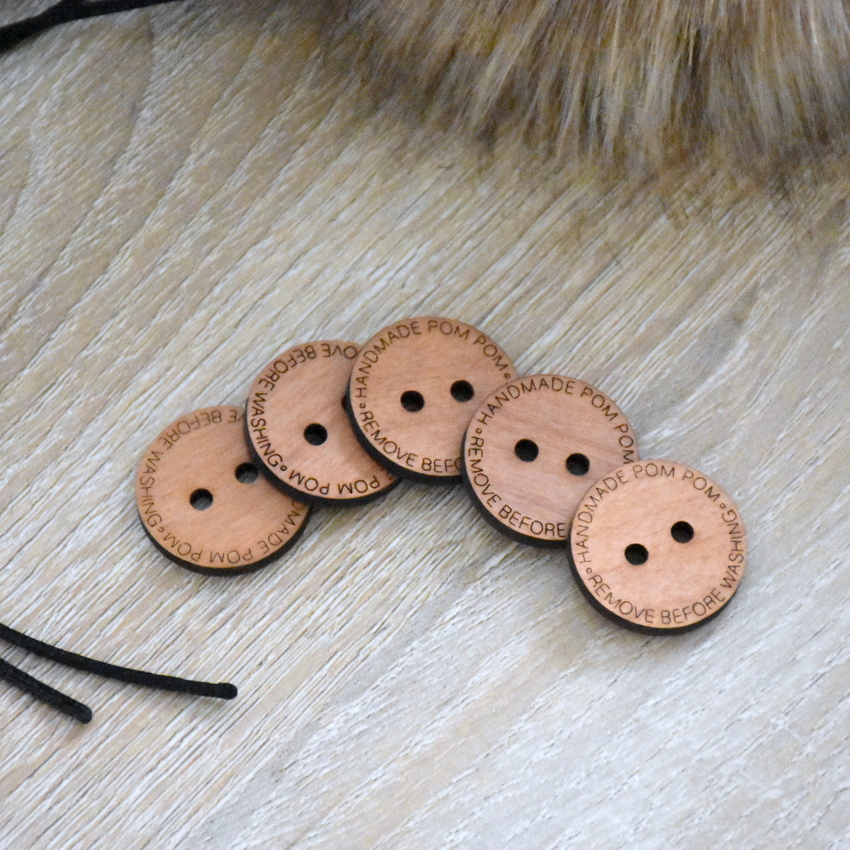 Set of 5 | Faux Fur Pom Pom With Button - Brown