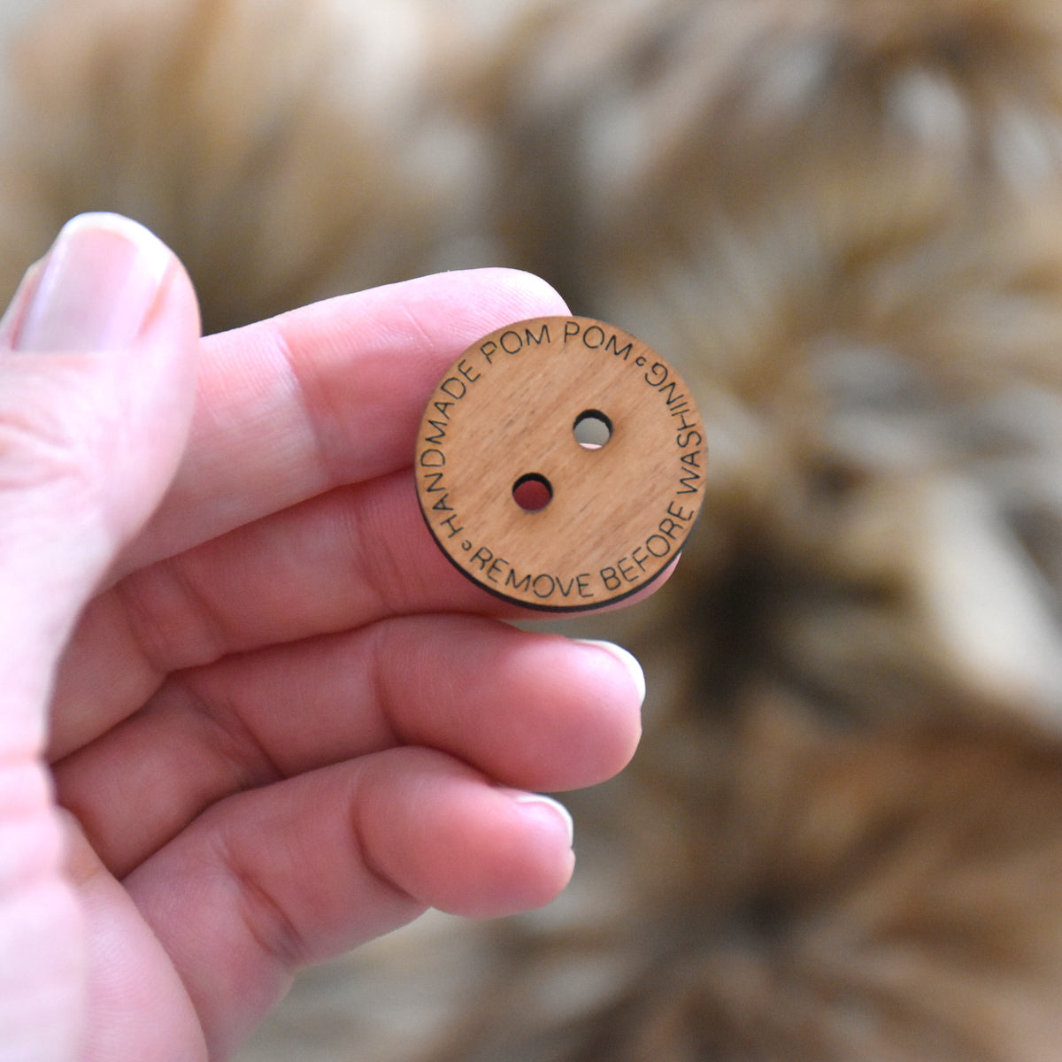 Set of 5 | Faux Fur Pom Pom With Button - Brown